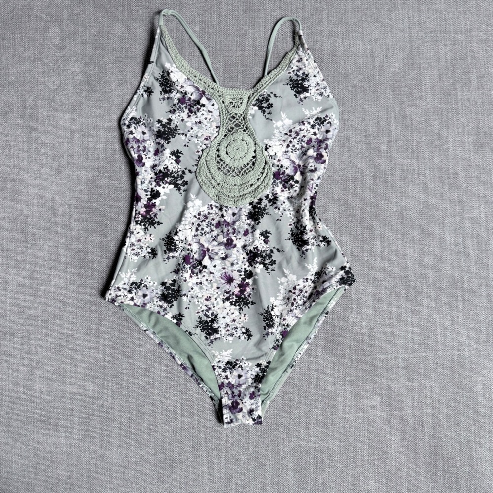 Rue Bleu by rue21 Floral Crochet One Piece Swimsuit Sage Green Purple Medium